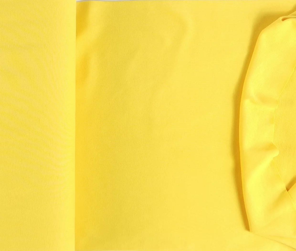 Kuvassa Yksivärinen pehmeä resori Keltainen  X830