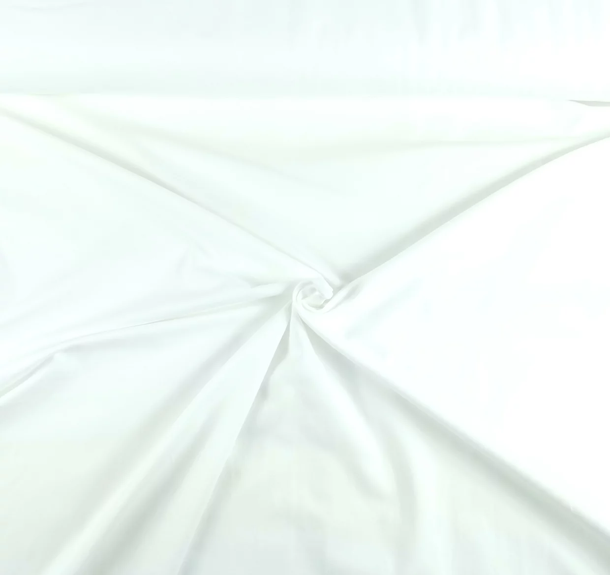 Kuvassa Yksivärinen puuvillatrikoo - vähän elastaania Kirkkaan valkoinen - X500